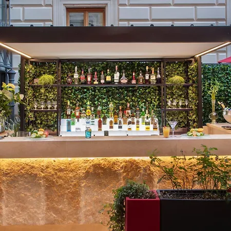 Rose Garden Palace By Omnia Rome