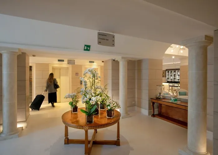 Rose Garden Palace By Omnia Rome