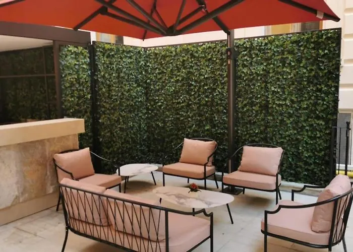 Hotel Rose Garden Palace By Omnia 4*