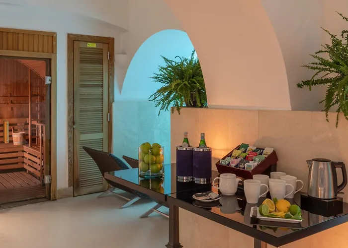 Rose Garden Palace By Omnia