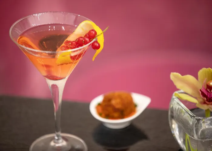 Rose Garden Palace By Omnia