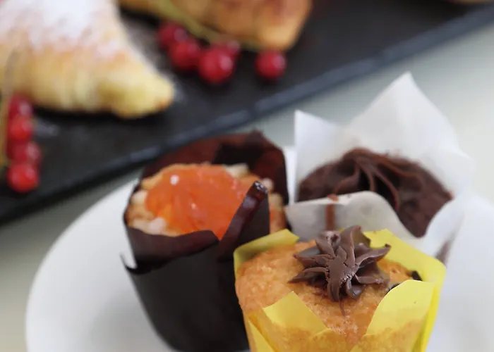 Hotel Rose Garden Palace By Omnia 4*